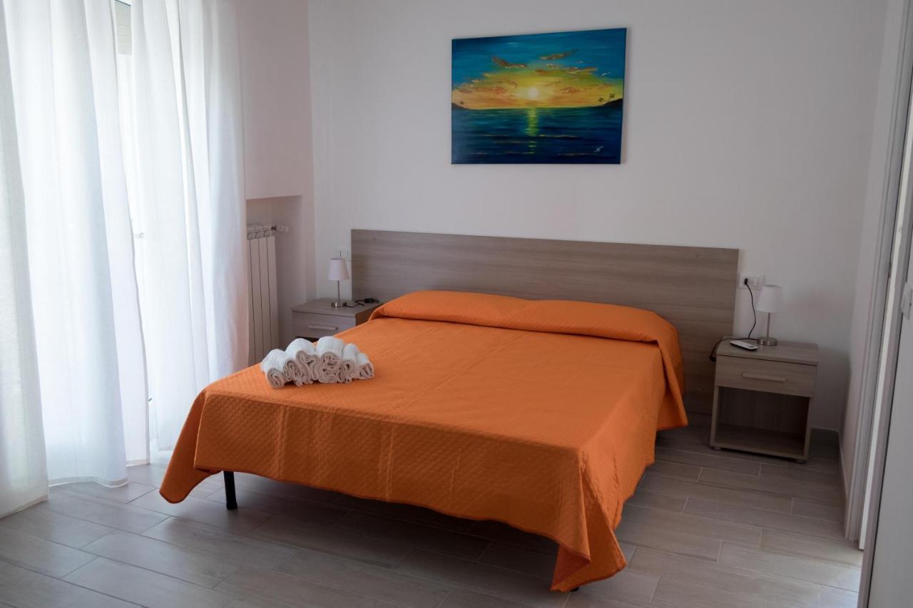B&B Eli Роди Гарганико Екстериор снимка